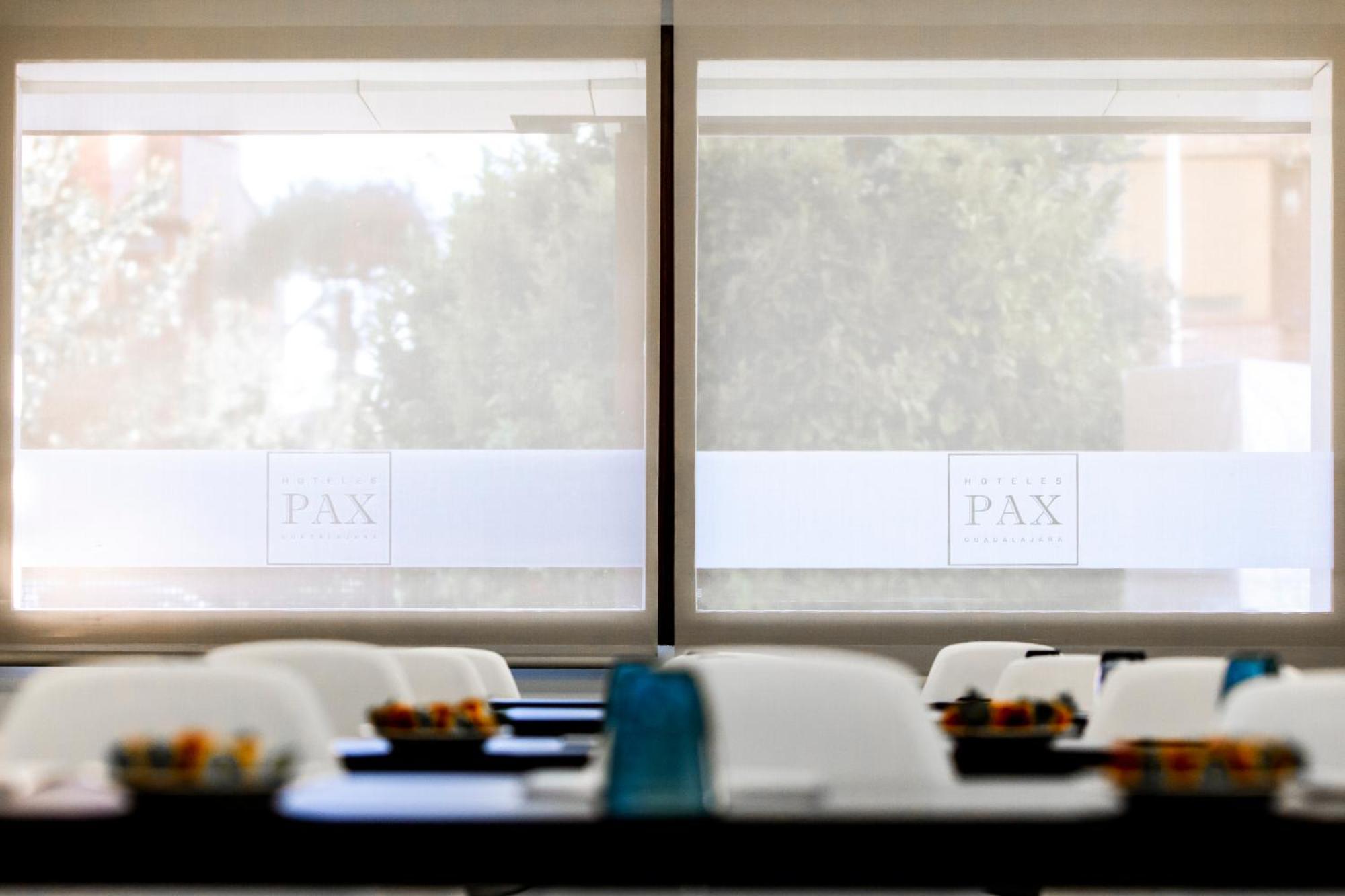 Hotel Pax Guadalajara Bagian luar foto